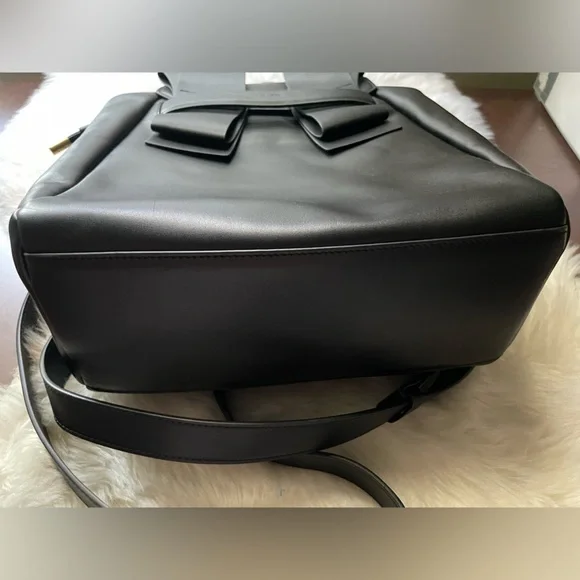 New! Pinko Elegant Black Leather Backpack Medium Saddle Backpack in leather with logo rings | Pinko main image 4